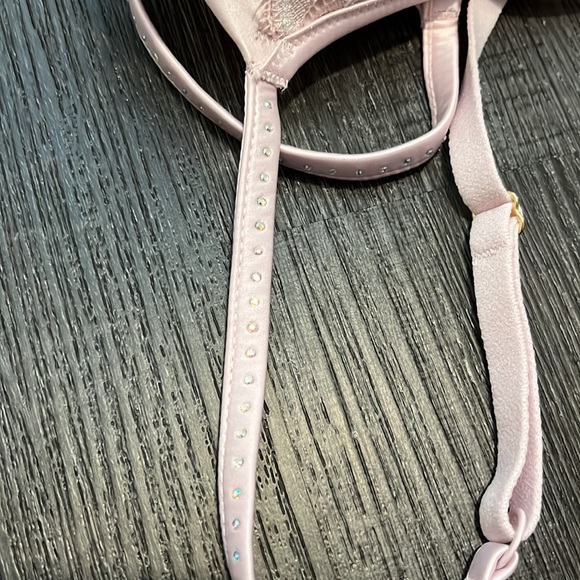 La Senza Beyond Sexy Push Up Bra - Size 32C - Picture 7 of 7